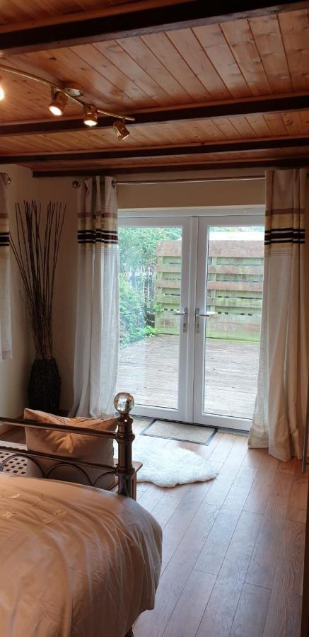 Mona Villa Holiday Home Caulderton Esterno foto